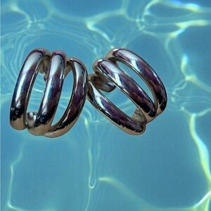 Fine jewelry Anna and Anna Silver tone Spiral‎ Hoop Earrings